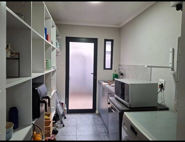 3 BEDROOM CLUSTER FOR SALE IN FAIRLEAD